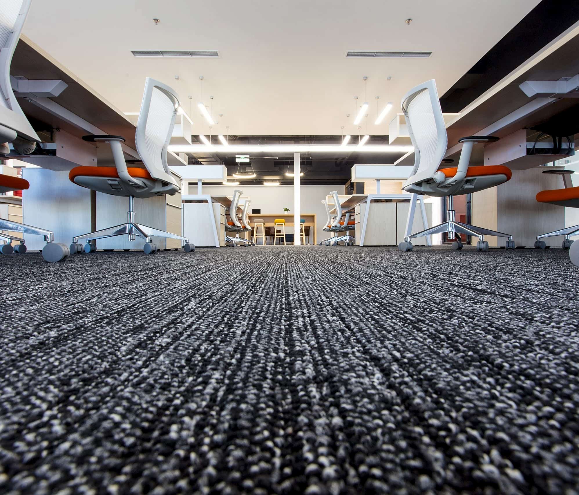 GettyImages 1453919086 scaled e1702281083187 Commercial 10 a clean and bright modern office space