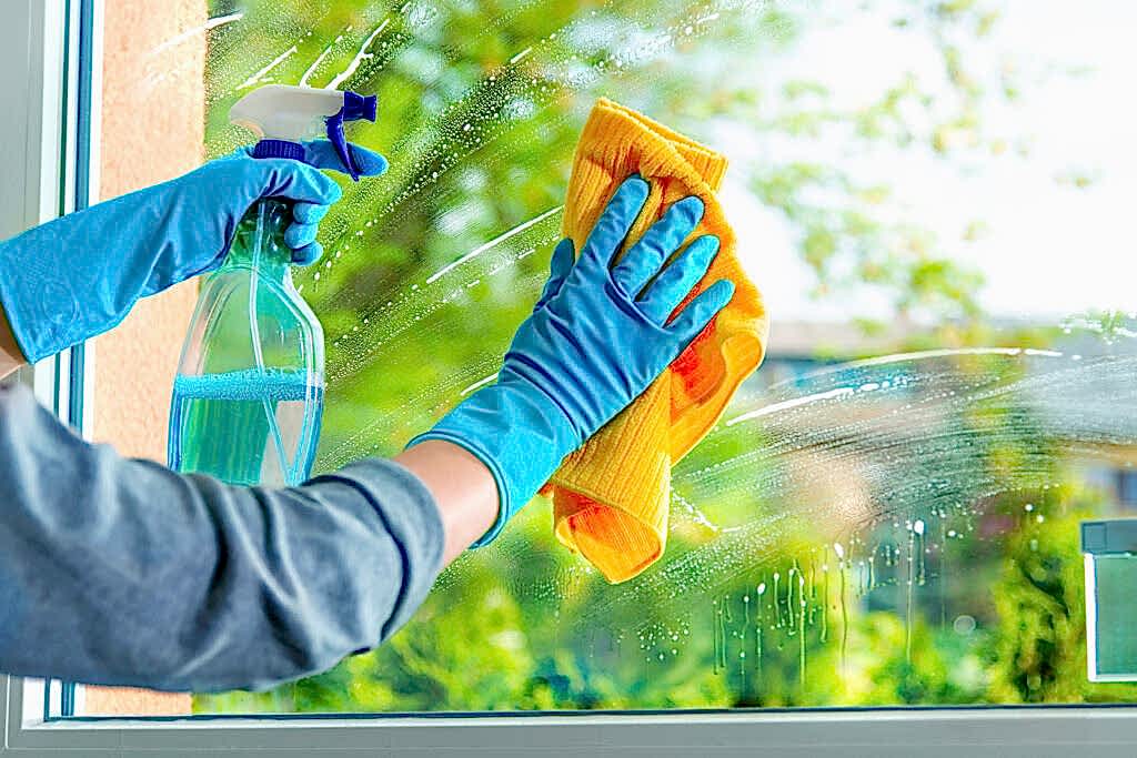 Clean your windows like a pro with Magic Maids